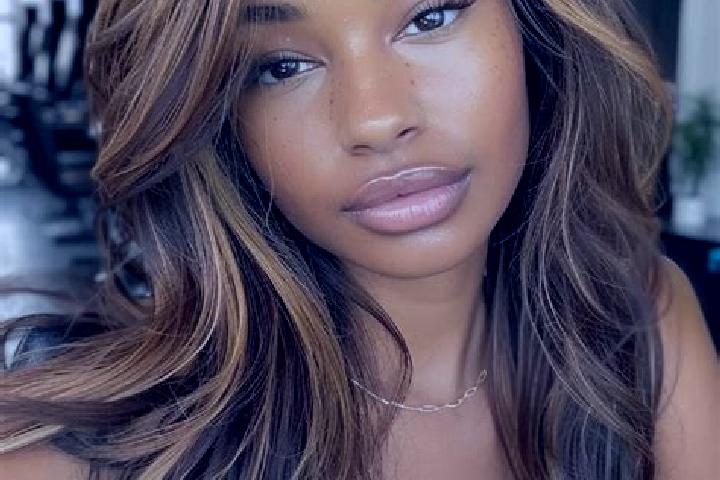 Willow, 31, a dark blonde brown-eyed mediterranean companion based in Ayofanu. Offering Fetish, Massage, Striptease, Girlfriend Experience, A-Level. Availabl...