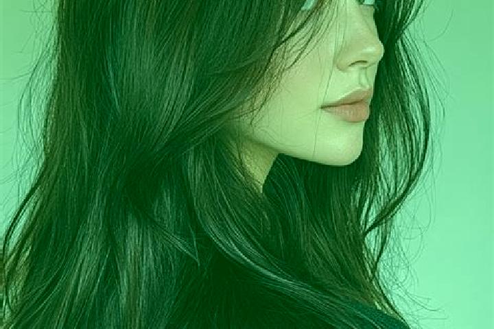 Willow, 32, a auburn brown-eyed european companion based in Beni Khalled. Offering Dinner Date, Travel Companion, CIM, 69, Duos. Available for incall and out...