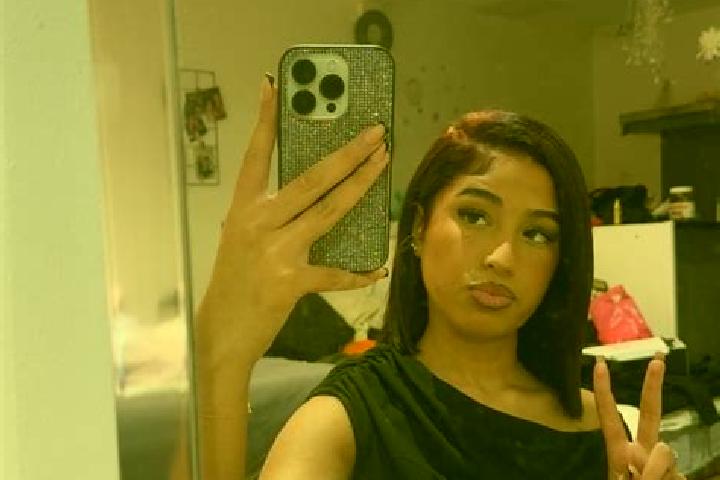 Willow, 32, a brunette green-eyed asian companion based in Limburg an der Lahn. Offering Fetish, Party Girl, GFE, OWO, Overnight. Available for incall and ou...