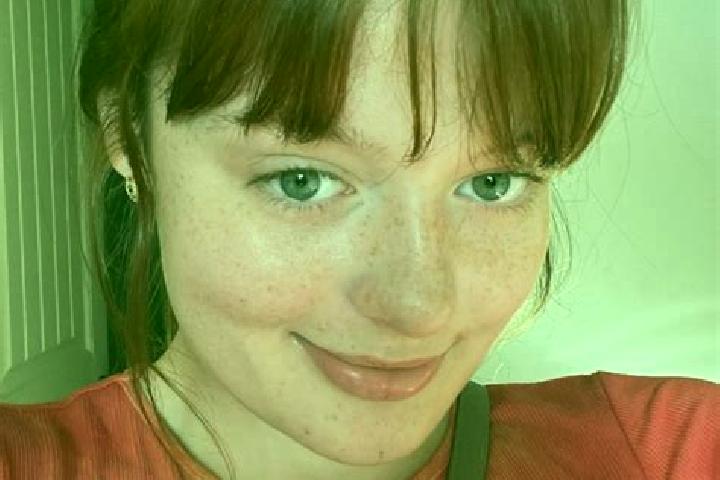 Willow, 32, a red brown-eyed european companion based in Montuiri. Offering Girlfriend Experience, 69, Dinner Date, GFE, Party Girl. Available for incall and...