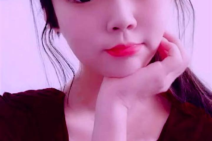 Willow, 32, a red dark-eyed asian companion based in Louny. Offering Party Girl, Domination, A-Level. Available for incall and outcall, day and evening dates.