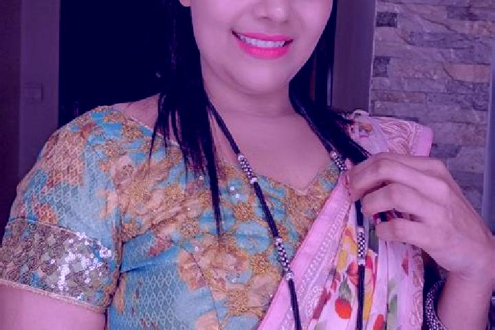 Willow, 32 — Escort in Londa, India