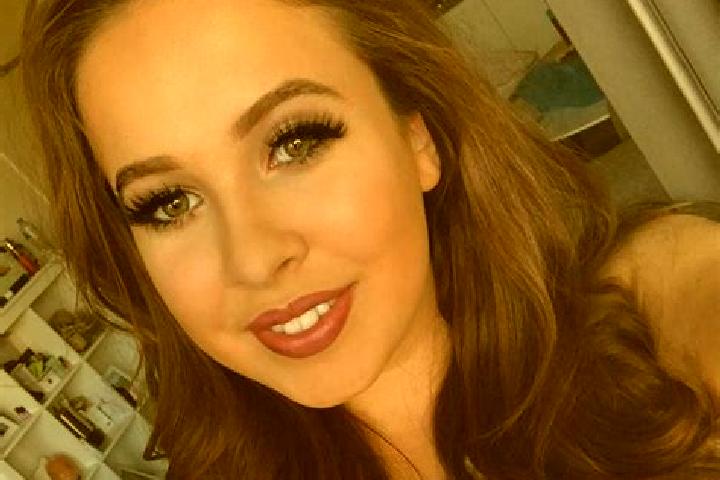 Willow, 33, a brunette green-eyed mixed companion based in Crixas do Tocantins. Offering Domination, Striptease, Party Girl. Available for incall and outcall...