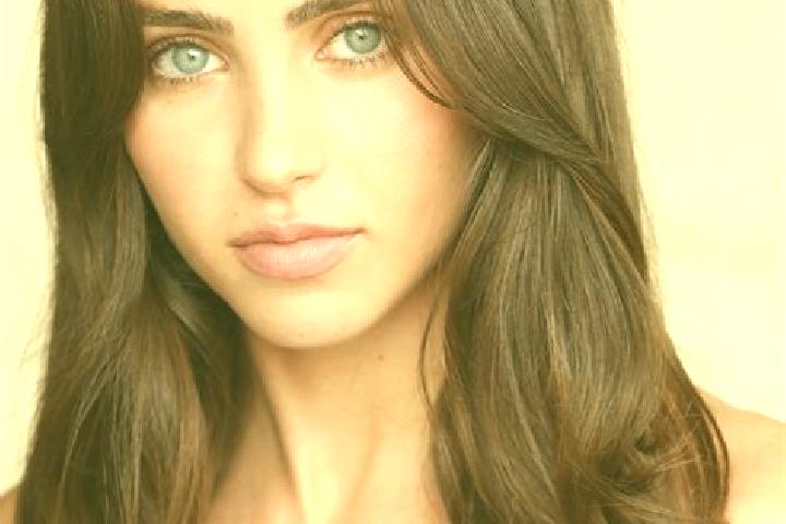 Willow, 33, a red brown-eyed asian companion based in Jambusar. Offering A-Level, Roleplay, OWO, GFE. Available for incall and outcall, overnight bookings av...
