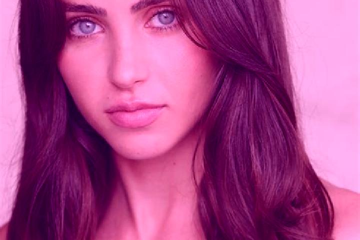 Willow, 33, a red dark-eyed caucasian companion based in Konkokon. Offering Couples, Fetish, 69. Available for incall and outcall, day and evening dates.