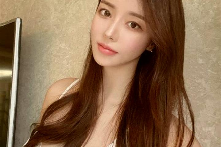 Willow, 33 — Escort in Angla, China
