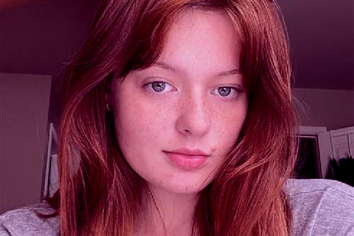 Willow, 34, a auburn grey-eyed european companion based in Irzadze. Offering GFE, 69, Dinner Date. Available for incall and outcall, day and evening dates.