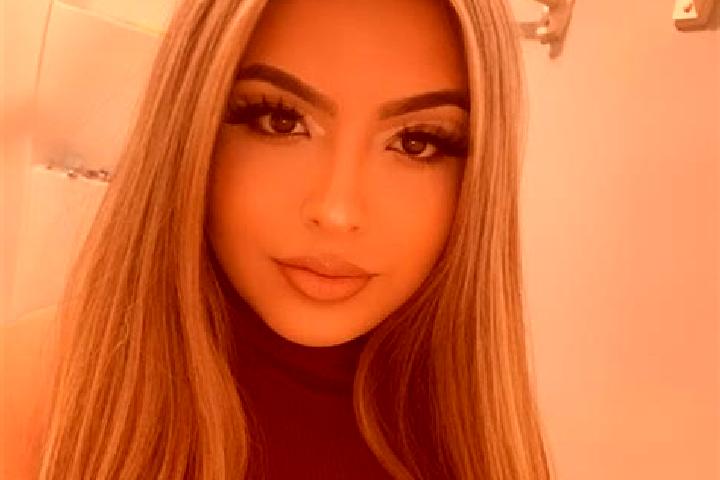 Willow, 34, a blonde brown-eyed latina companion based in Oakford. Offering Overnight, 69, Party Girl. Available for incall and outcall, overnight bookings a...