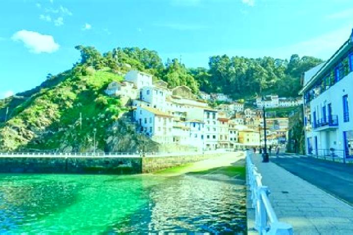 Willow, 34 — Escort in Cudillero, Spain