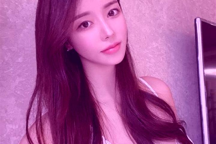 Willow, 34 — Escort in Yuwan, China