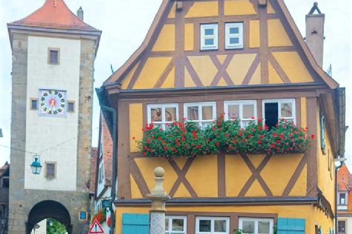 Willow, 35 — Escort in Boren, Germany