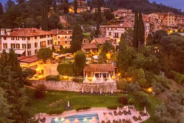 Willow, 35 — Escort in Follina, Italy
