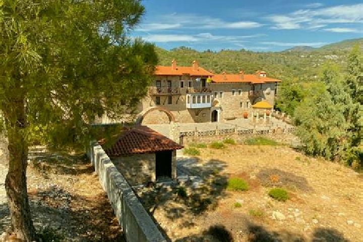 Willow, 35 — Escort in Megali Panagia, Greece