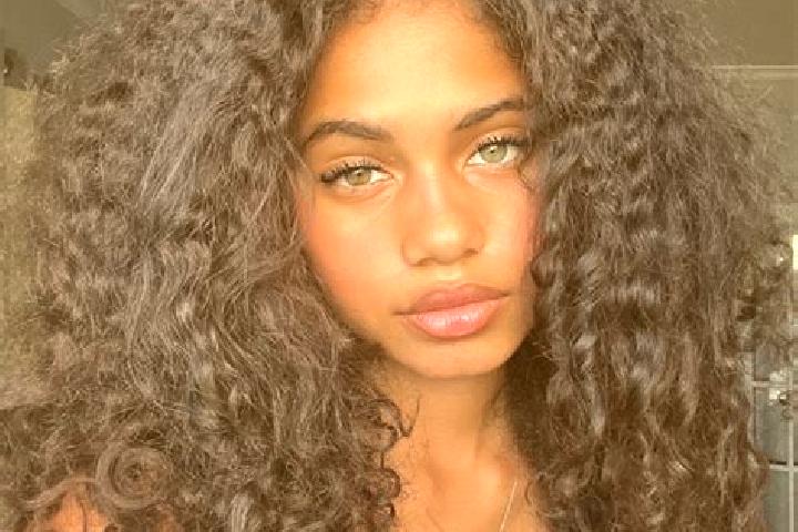 Willow, 36, a black blue-eyed ebony companion based in Sant Salvador de Guardiola. Offering Fetish, Striptease, CIM, Party Girl. Available for incall and out...