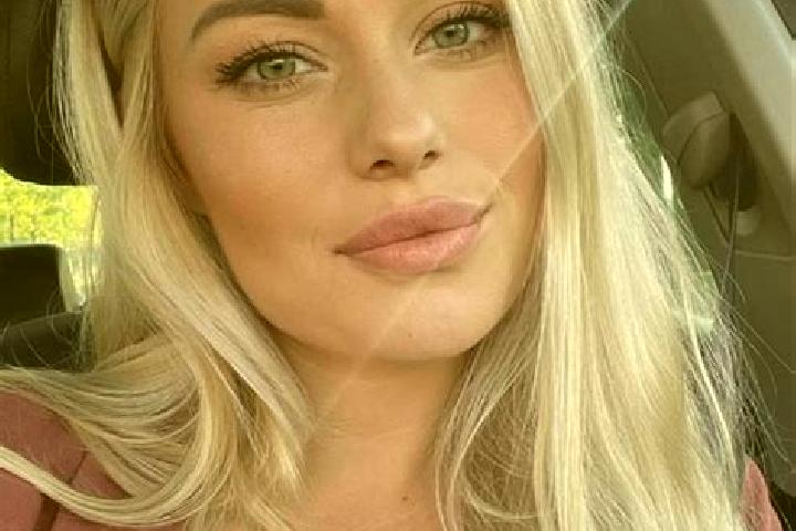 Willow, 36, a blonde hazel-eyed ebony companion based in Leimatu a. Offering Tantra, Massage, GFE. Available for incall and outcall, day and evening dates.