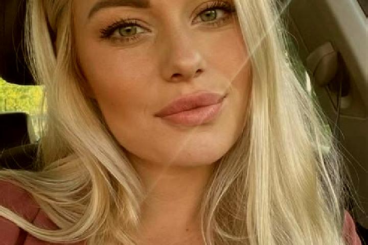 Willow, 36, a blonde hazel-eyed european companion based in Halesowen. Offering Domination, CIM, Prostate Massage. Available for incall and outcall, overnigh...
