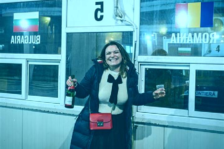 Willow, 36 — Escort in Bucovineni, Romania