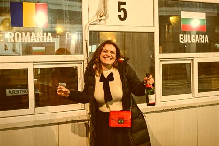 Willow, 36 — Escort in Giubega, Romania