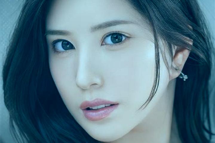 Willow, 36 — Escort in Nago, Japan