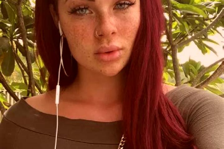 Willow, 37, a auburn amber-eyed asian companion based in Jose Goncalves de Minas. Offering Tantra, Striptease, Fetish, Couples. Available for incall and outc...