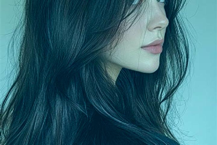 Willow, 37, a auburn brown-eyed european companion based in Racinovci. Offering Erotic Massage, Tantra, Girlfriend Experience. Available for incall and outca...