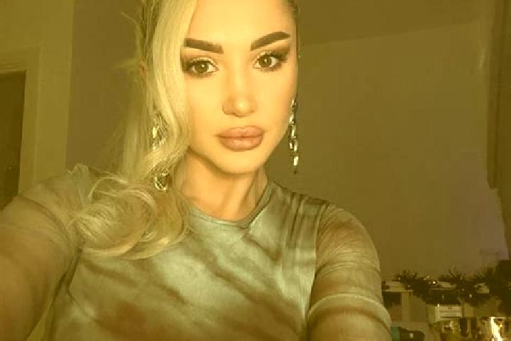 Willow, 37, a dark blonde amber-eyed slavic companion based in Lipowiec Koscielny. Offering GFE, BDSM, Dinner Date. Available for incall and outcall, day and...