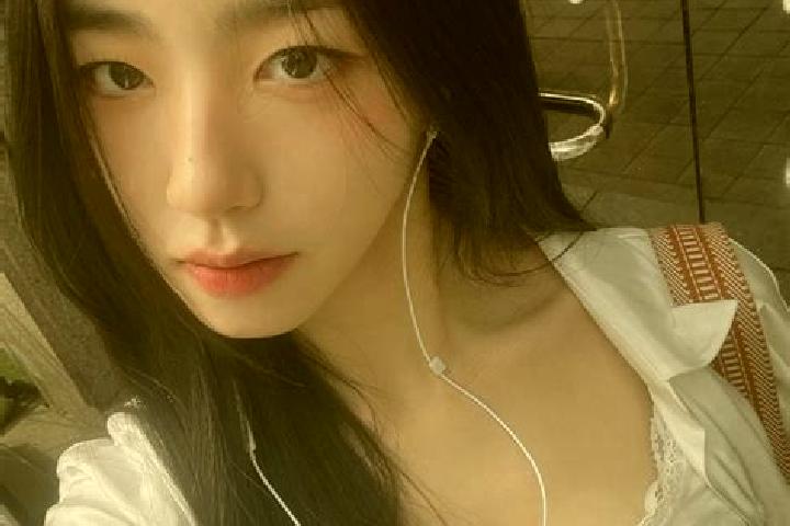 Willow, 37 — Escort in Xinyu, China