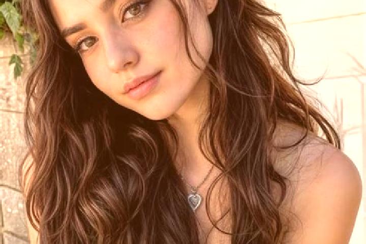 Willow, 38, a auburn brown-eyed middle eastern companion based in Pindrai. Offering Deep French Kissing, A-Level, Prostate Massage, OWO. Available for incall...