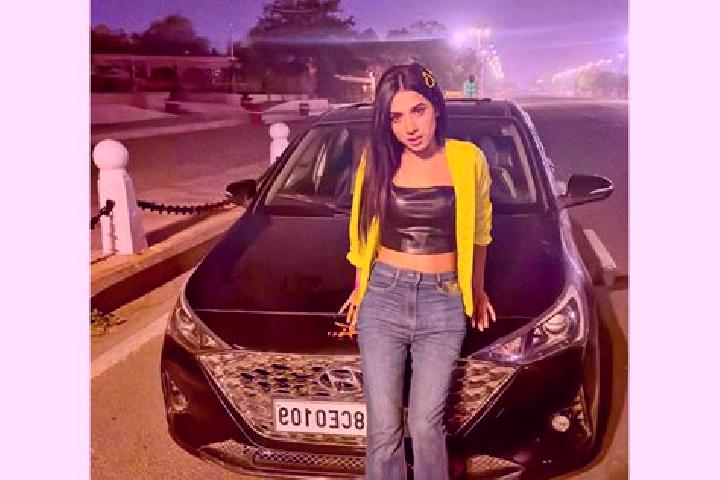 Willow, 38 — Escort in Agartala, India