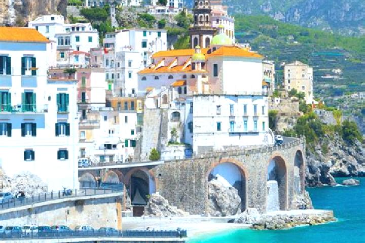 Willow, 38 — Escort in Daone, Italy