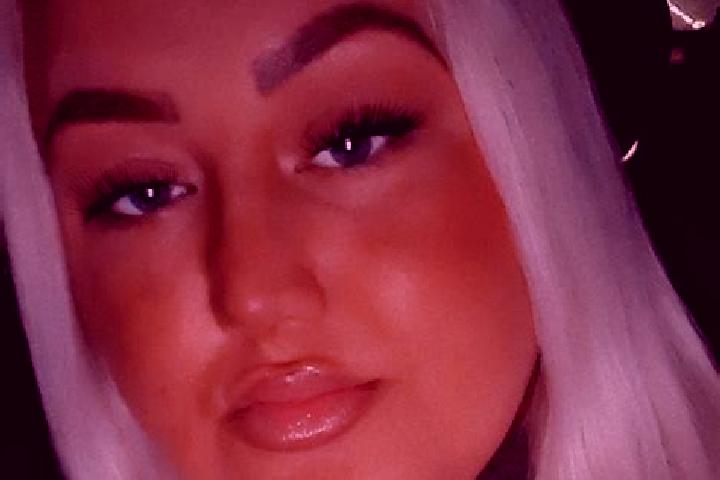 Willow, 38 — Escort in Halewood, United Kingdom
