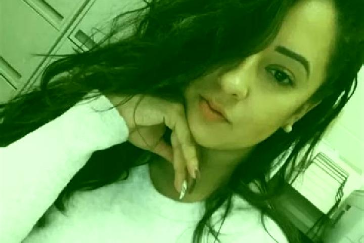 Willow, 39, a brunette grey-eyed indian companion based in Baillet-en-France. Offering Duos, Massage, Deep French Kissing. Available for incall and outcall, ...