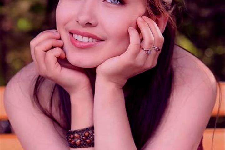 Willow, 39, a red blue-eyed asian companion based in Czarkow. Offering Massage, CIM, Tantra, Girlfriend Experience. Available for incall and outcall, overnig...