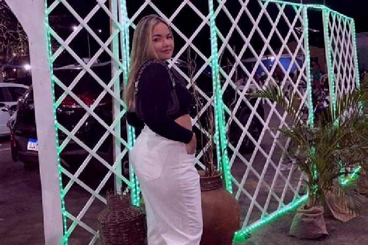 Willow, 39 — Escort in Janduis, Brazil