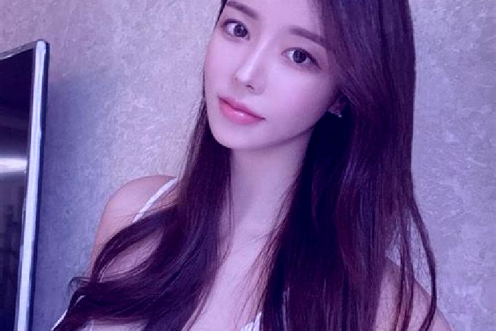 Willow, 39 — Escort in Shiqiang, China