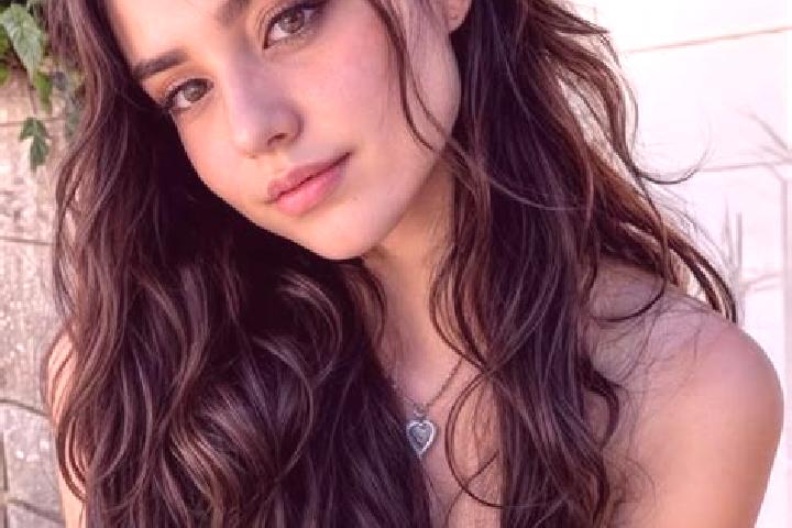 Zoe, 20, a auburn brown-eyed middle eastern companion based in Aish Maqam. Offering 69, Tantra, CIM. Available for incall and outcall, overnight bookings ava...