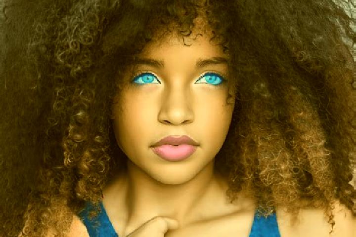 Zoe, 20, a black blue-eyed middle eastern companion based in Novi di Modena. Offering Fetish, Erotic Massage, Striptease, Party Girl. Available for incall an...