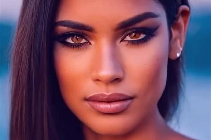 Zoe, 20, a dark blonde dark-eyed latina companion based in Srima. Offering Party Girl, Prostate Massage, Roleplay. Available for incall and outcall, day and ...