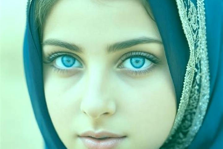 Zoe, 20, a dark blonde dark-eyed middle eastern companion based in Sungaigerong. Offering Erotic Massage, Deep French Kissing, OWO, Domination. Available for...