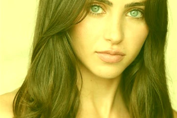 Zoe, 20, a red dark-eyed latina companion based in Vourles. Offering Fetish, Deep French Kissing, Erotic Massage, Domination. Available for incall and outcal...