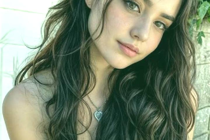 Zoe, 20, a red hazel-eyed mediterranean companion based in Argenteuil. Offering Girlfriend Experience, Fetish, Striptease, Roleplay. Available for incall and...