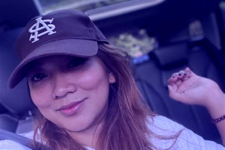 Zoe, 20 — Escort in Alcoy, Philippines