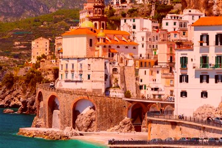Zoe, 20 — Escort in Borca, Italy