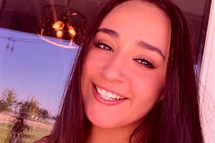 Zoe, 20 — Escort in Prosser, United States