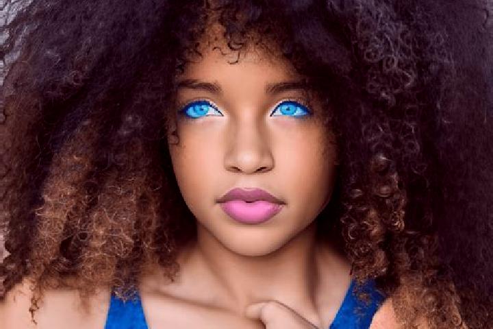 Zoe, 21, a black blue-eyed mixed companion based in Rogersville. Offering Party Girl, 69. Available for incall and outcall, overnight bookings available.