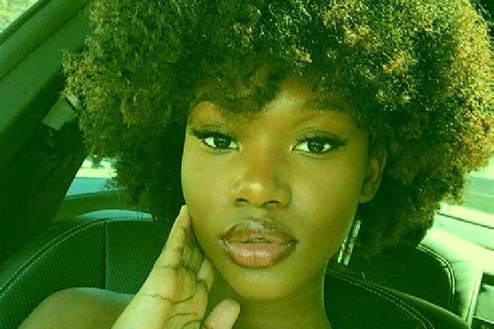 Zoe, 21, a black dark-eyed ebony companion based in Langendorf. Offering Fetish, Prostate Massage, Erotic Massage, Party Girl. Available for incall and outca...