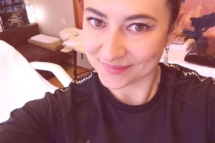 Zoe, 21, a black grey-eyed european companion based in San Filippo Superiore. Offering Party Girl, Travel Companion, Prostate Massage, Erotic Massage. Availa...