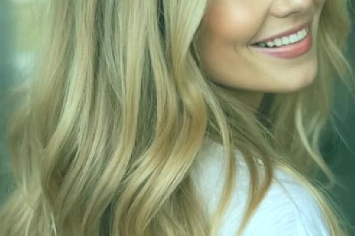 Zoe, 21, a blonde hazel-eyed latina companion based in Saraguro. Offering Couples, Tantra, Massage, OWO. Available for incall and outcall, overnight bookings...