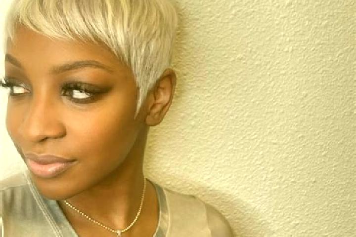 Zoe, 21, a platinum blonde amber-eyed ebony companion based in Bethune. Offering Domination, 69, Overnight, Fetish. Available for incall and outcall, day and...