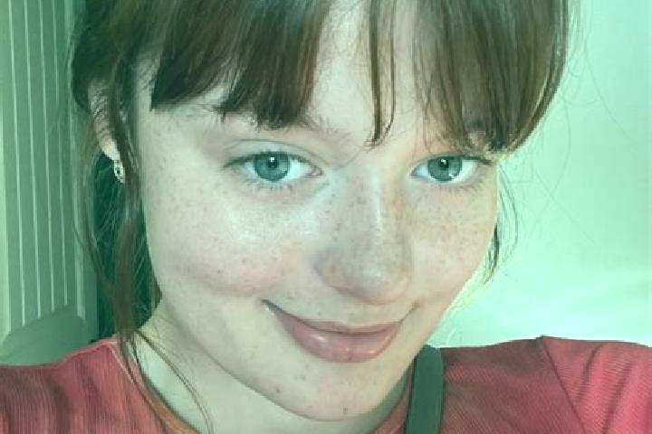 Zoe, 21, a red brown-eyed caucasian companion based in Rhymney. Offering OWO, CIM, Overnight, Striptease, BDSM. Available for incall and outcall, day and eve...